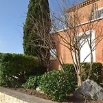 Le Saint-geniès Hotel 3*