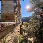 Le Saint-genies