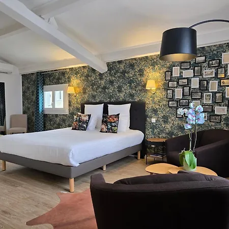 Szálloda Le Saint-genies 3*