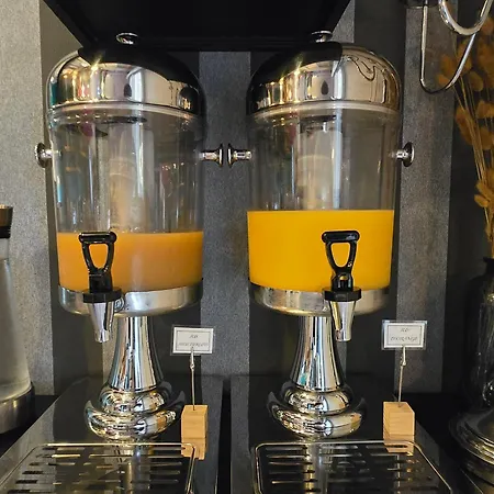 Szálloda Le Saint-genies Uzès