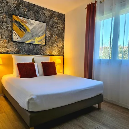 Le Saint-genies Hotell Uzès