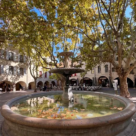 Le Saint-genies Szálloda 3*