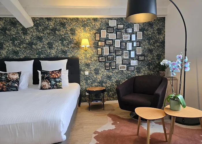 Le Saint-geniès Hotel 3*