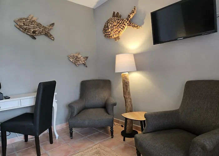 Le Saint-geniès 3* Uzès