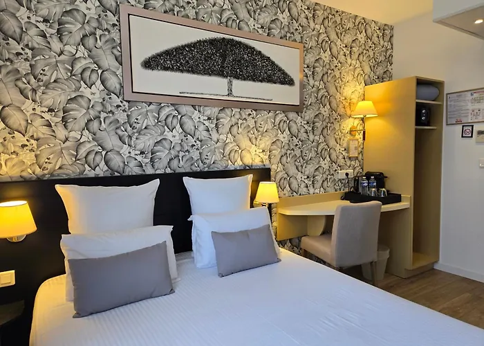 Le Saint-genies 3* Юзес