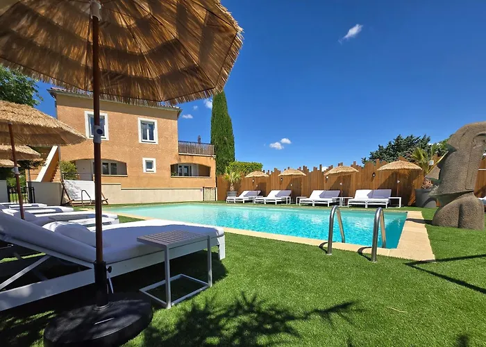 Hotel Le Saint-geniès 3*